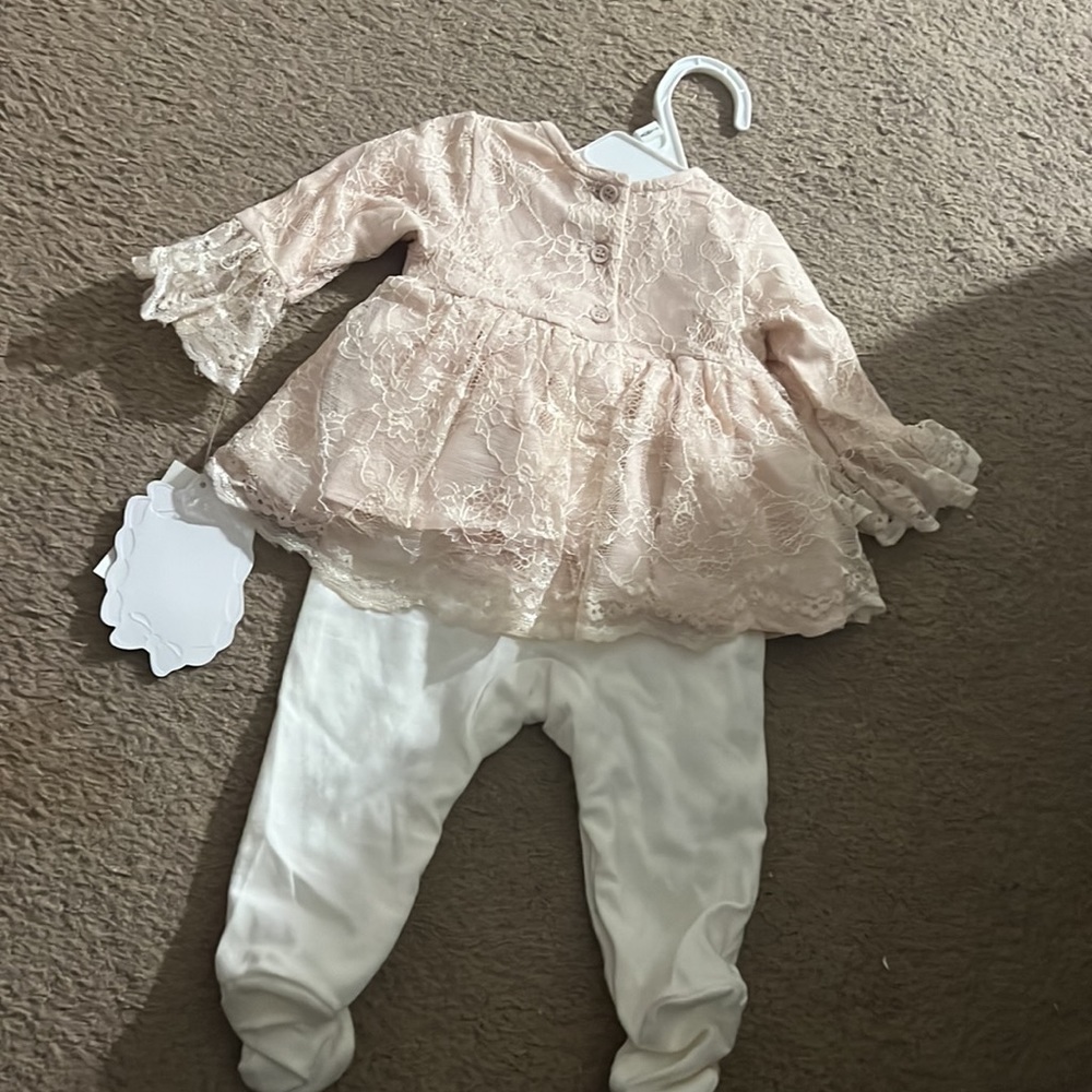 NEW! 3M lace onesie! - Picture 2 of 6